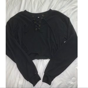 Black long sleeve crop top